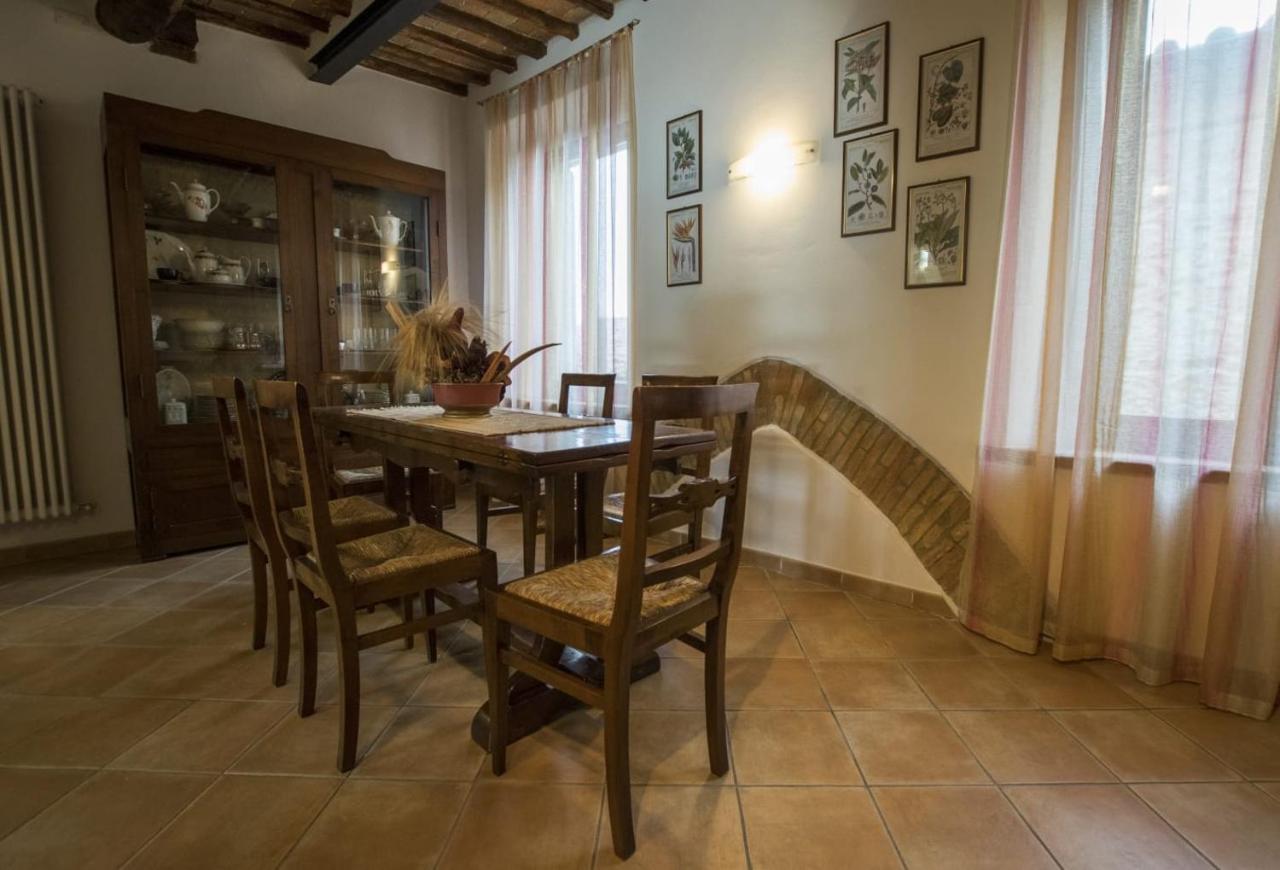 Dimora Tipica Toscana Монтичиано Экстерьер фото