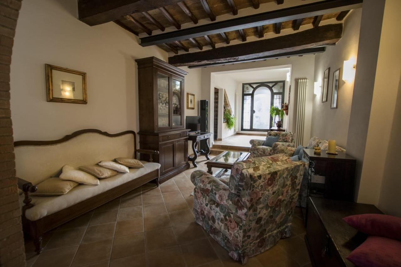 Dimora Tipica Toscana Монтичиано Экстерьер фото