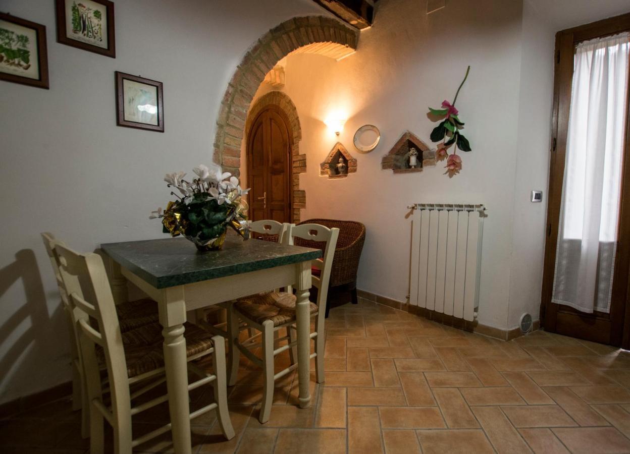 Dimora Tipica Toscana Монтичиано Экстерьер фото