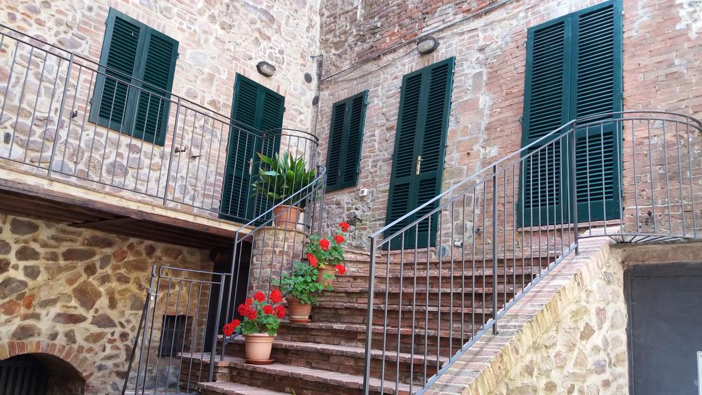 Dimora Tipica Toscana Монтичиано Экстерьер фото