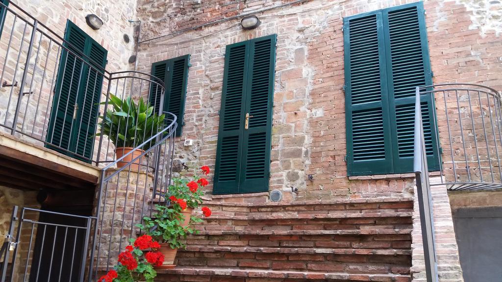 Dimora Tipica Toscana Монтичиано Экстерьер фото