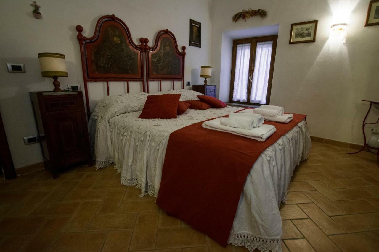 Dimora Tipica Toscana Монтичиано Экстерьер фото