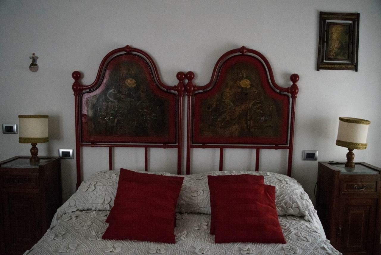 Dimora Tipica Toscana Монтичиано Экстерьер фото