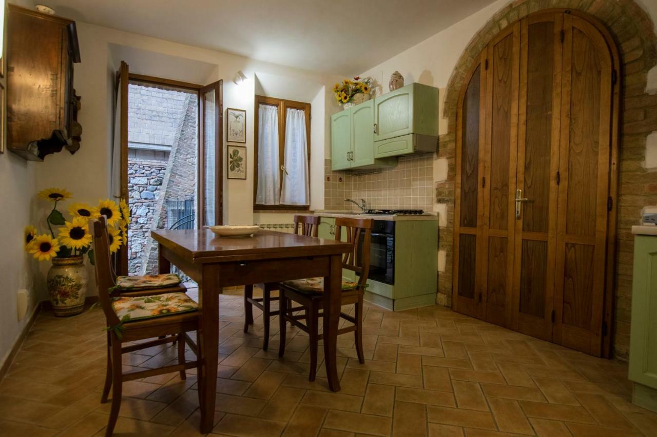 Dimora Tipica Toscana Монтичиано Экстерьер фото
